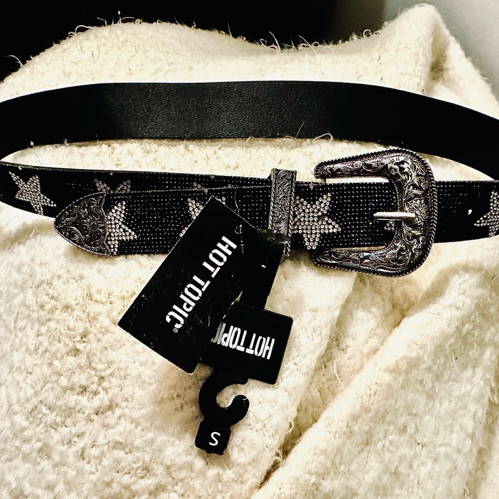 NWT Country Western Belt Rhinestones Sz S black and silver